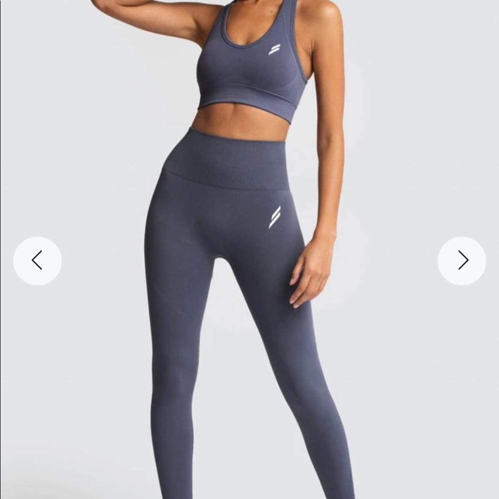 ✨ HYPER-FLEX SET LEGGINGS + BRA ✨